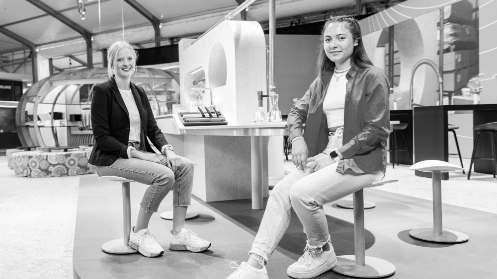 Anna Otterpohl links und Pia Willig Wall of Water sw 2