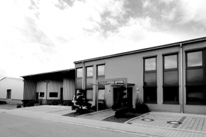 21 Leute arbeiten in Produktion und Logistik in Zaisenhausen, 14 in der Zentrale in Erkrath
