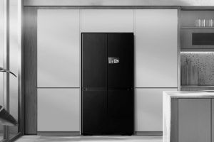 Bereits 2024 hatte Samsung den Bespoke-AI-Hybrid-Kühlschrank präsentiert, der Peltier-Technologie mit einem Kompressor kombiniert.