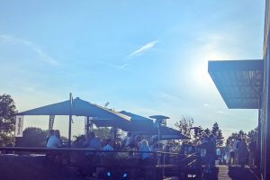 Abends auf der Terrasse des IDF34 in Löhne